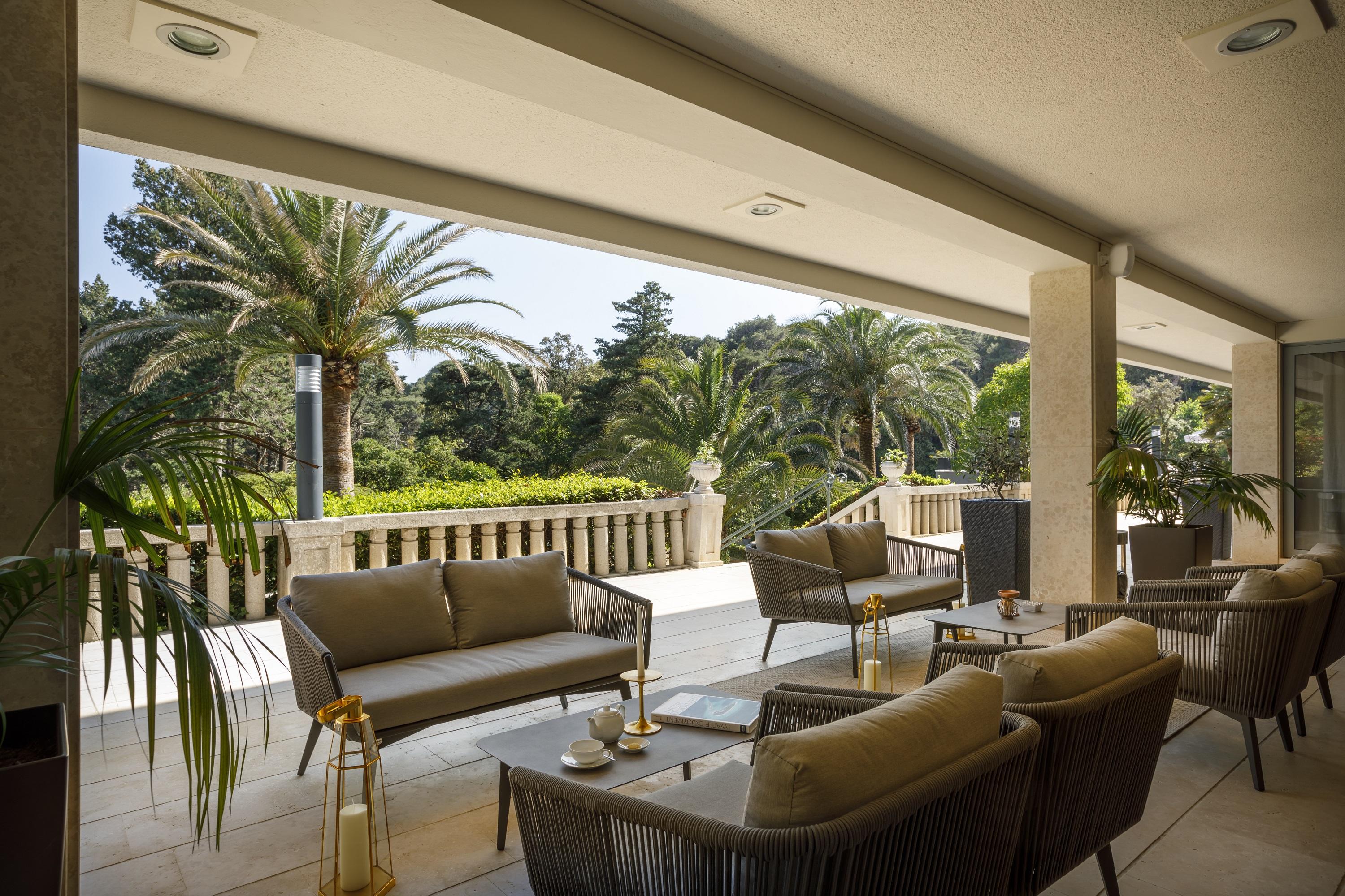 Imperial Valamar Collection Hotel Rab Town Exterior foto